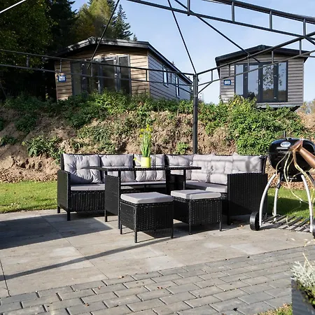 Ostseecamp Seehund בית נופש שרבאוץ